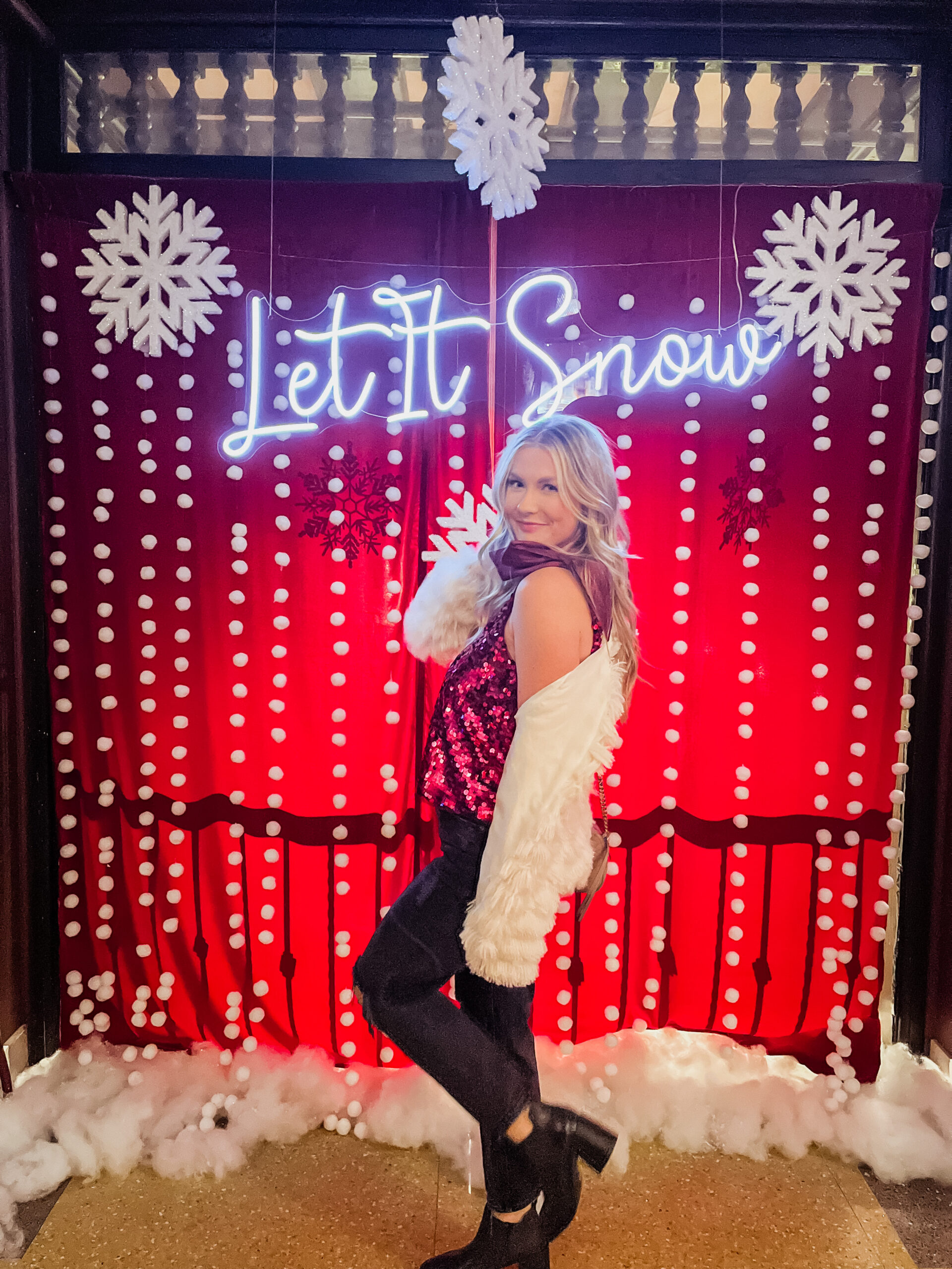 Get in the Holiday Spirit at a Nashville Christmas Pop Up Bar Trendy